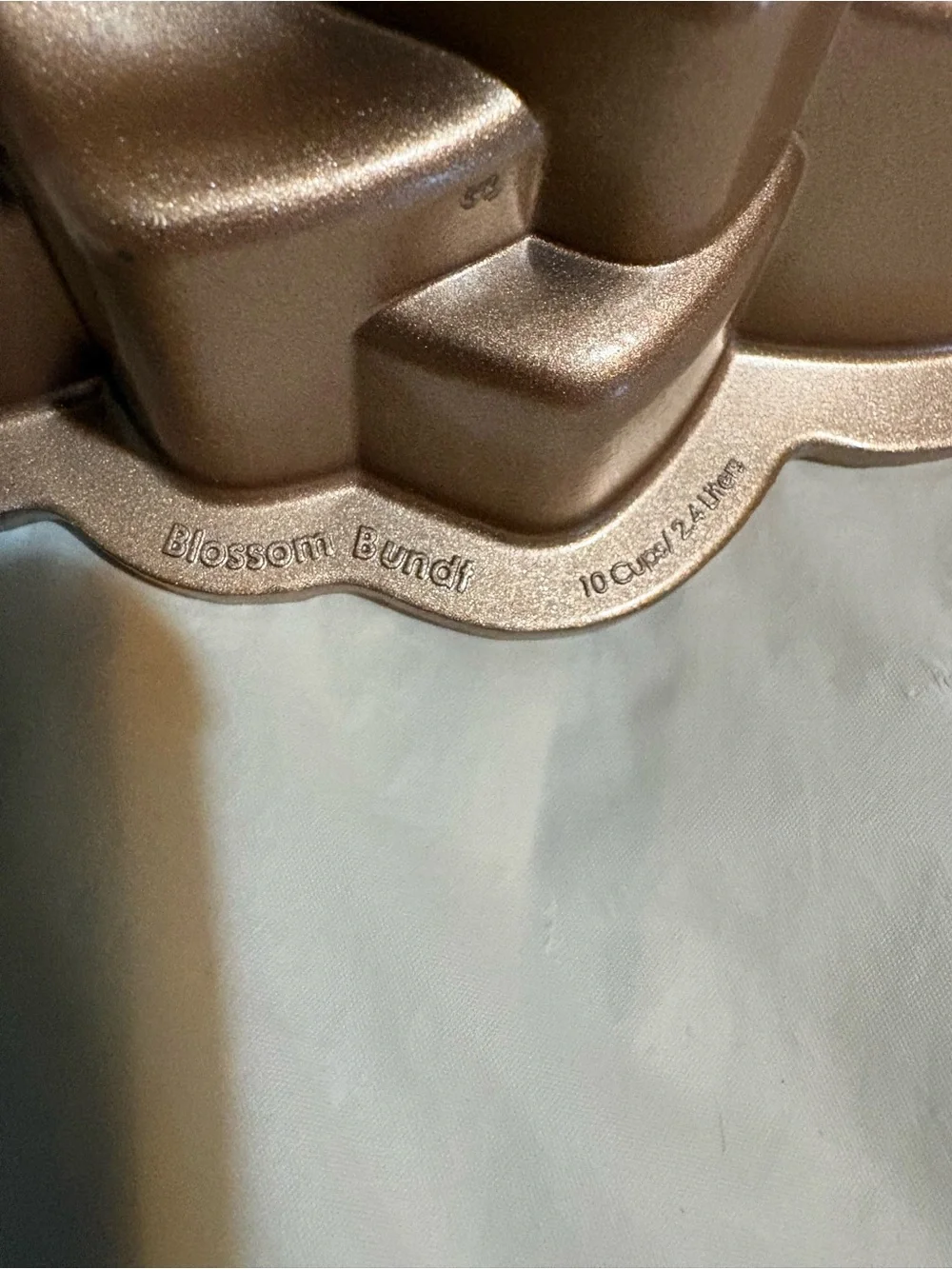 Nordic Ware Martha Stewart Collection  Blossom Rose Gold Bundt Pan